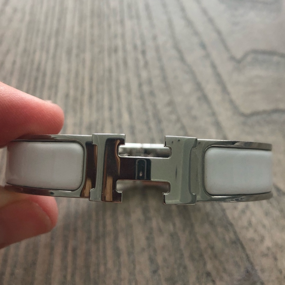 Hermes White and Silver Enamel Clic Clac H Bracelet